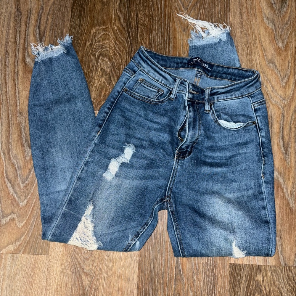 Ripped Skinny Jeans